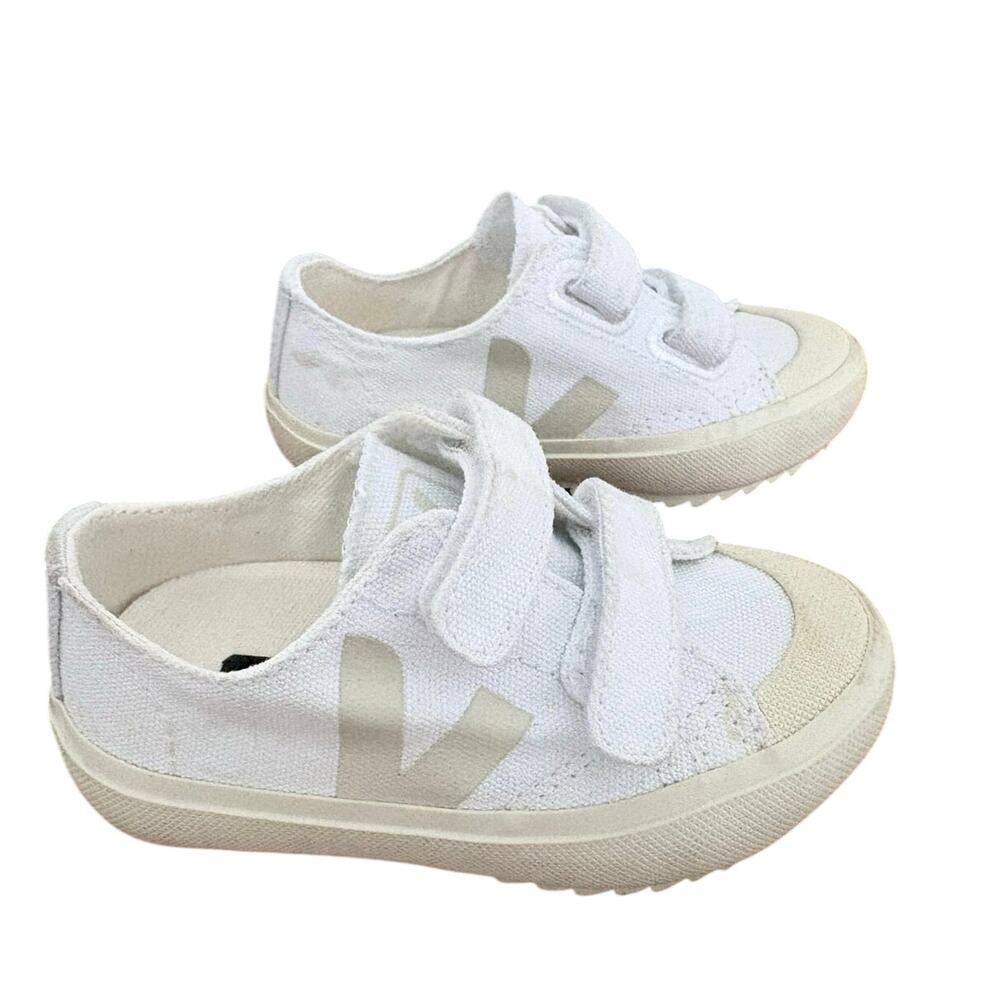 VEJA Small Ollie Canvas White Sneakers Toddler Size 6 - Picture 2 of 11